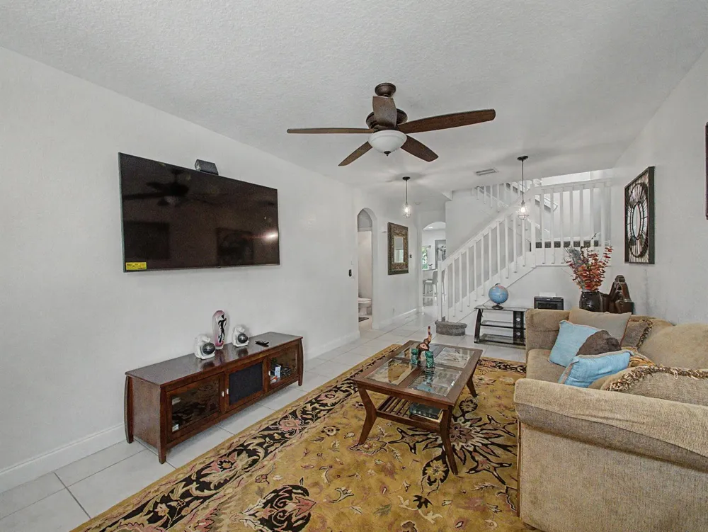 206 Birch Street Boynton Beach, FL 33426