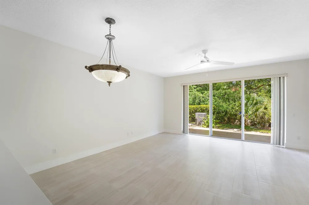 1182 Pinewood Lake Court 