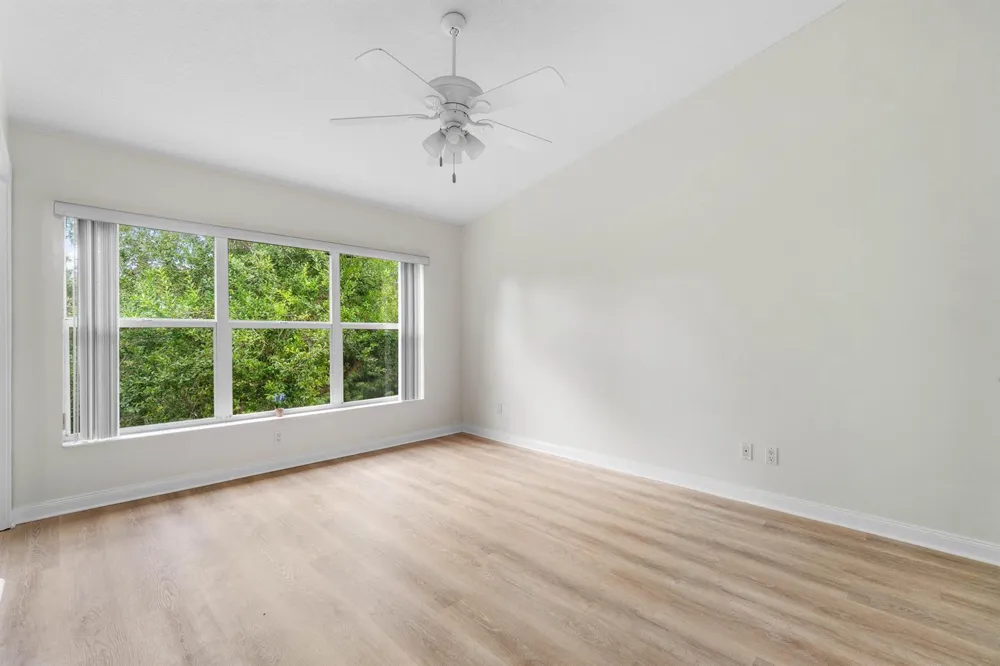 1182 Pinewood Lake Court 