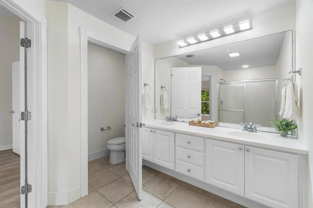 1182 Pinewood Lake Court 