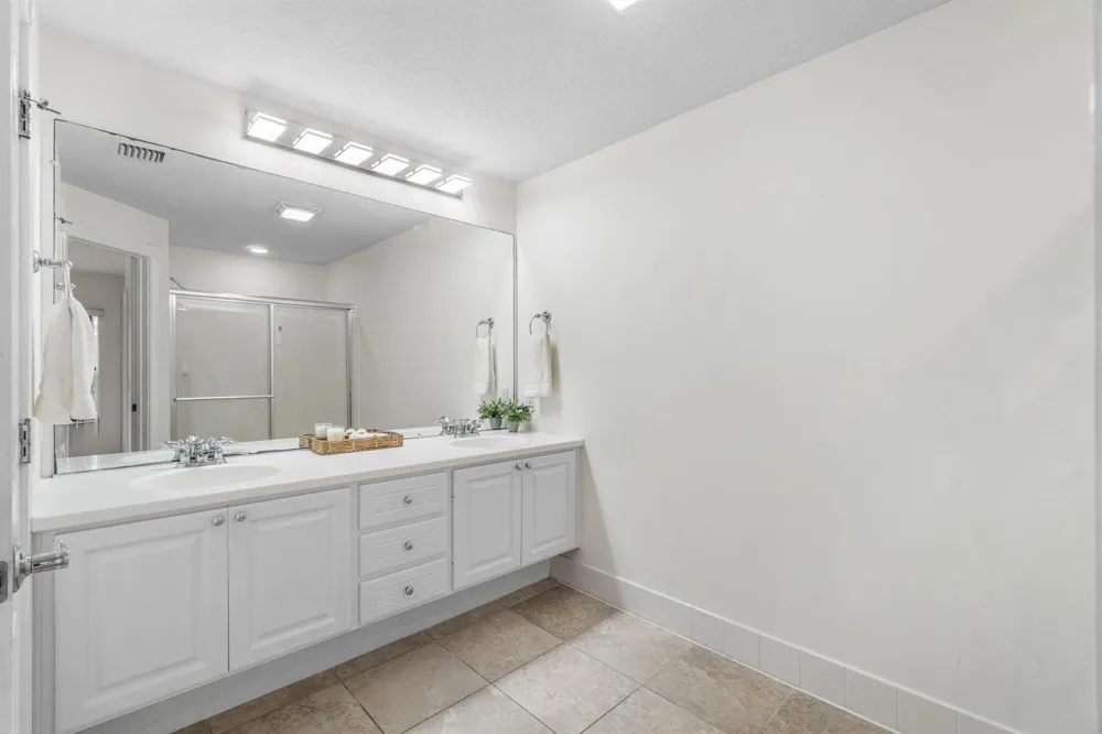 1182 Pinewood Lake Court 