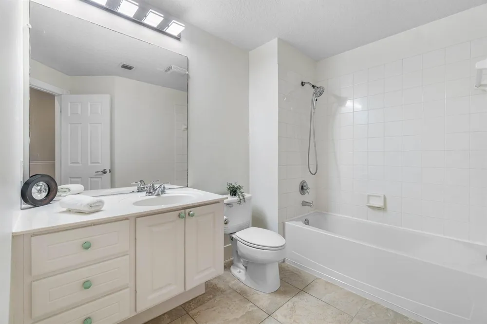 1182 Pinewood Lake Court 