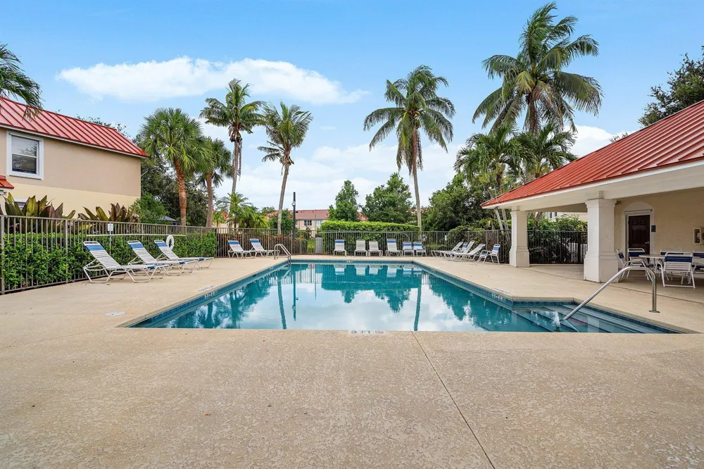 1182 Pinewood Lake Court 