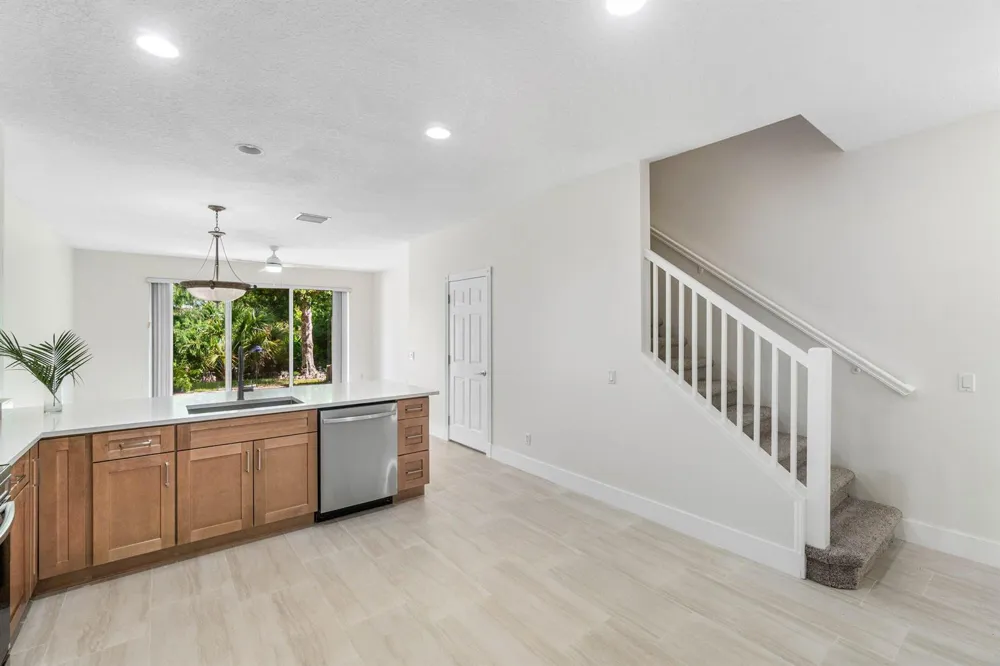 1182 Pinewood Lake Court 