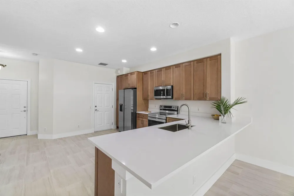 1182 Pinewood Lake Court 