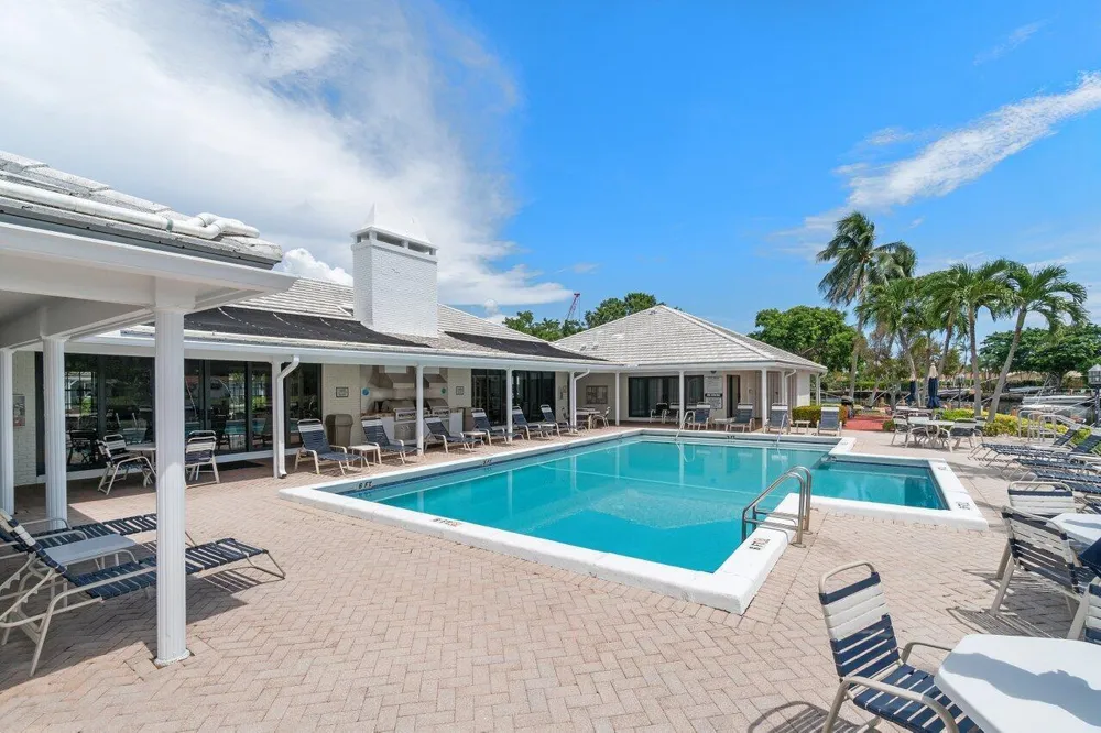 120 CYPRESS CLUB DRIVE #231 Pompano Beach, FL 33060