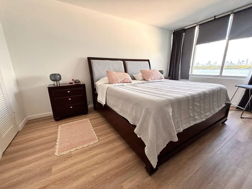 1000 WEST AVENUE #314 Miami Beach, FL 33139