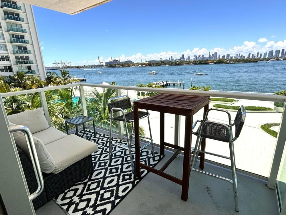 1000 WEST AVENUE #314 Miami Beach, FL 33139