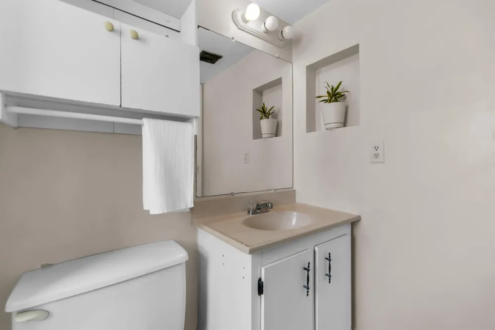 7608 NW 18th Street #108 Margate, FL 33063