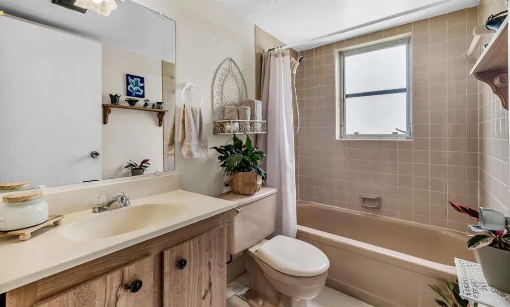7608 NW 18th Street #108 Margate, FL 33063