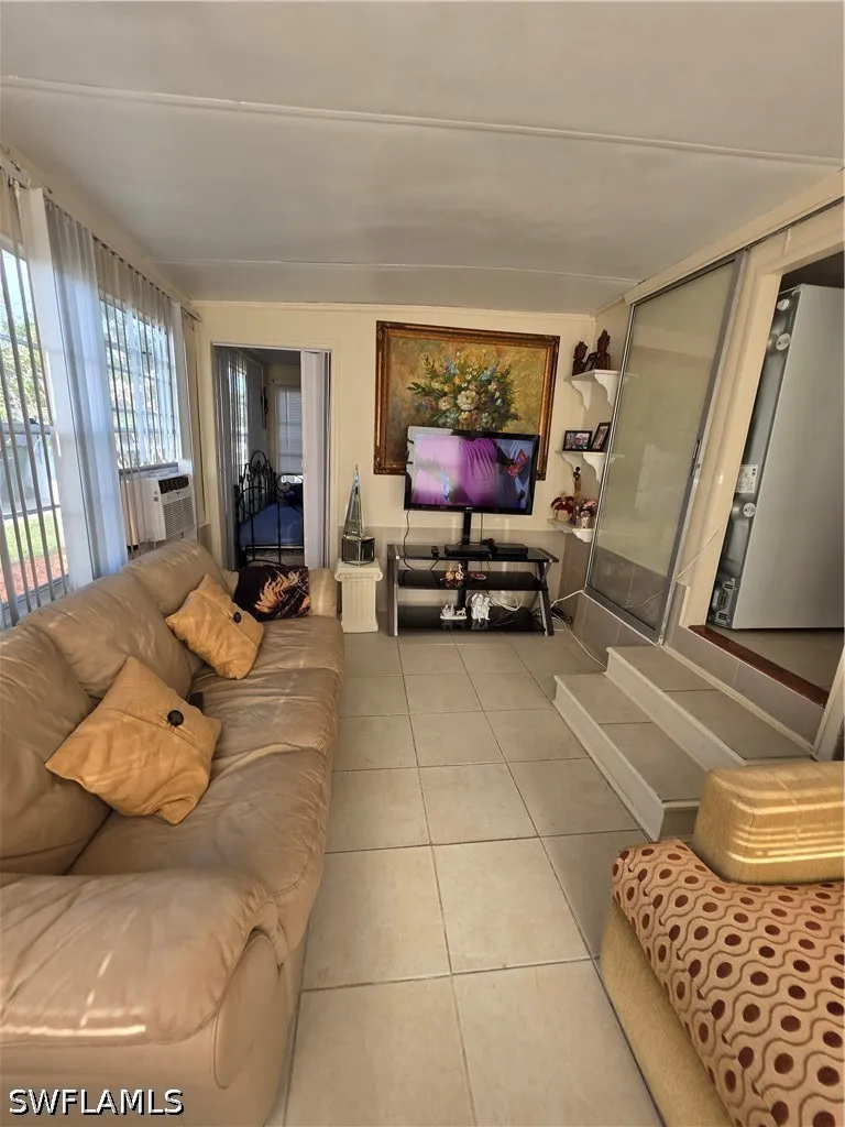 Temple Lane Naples, FL 34114