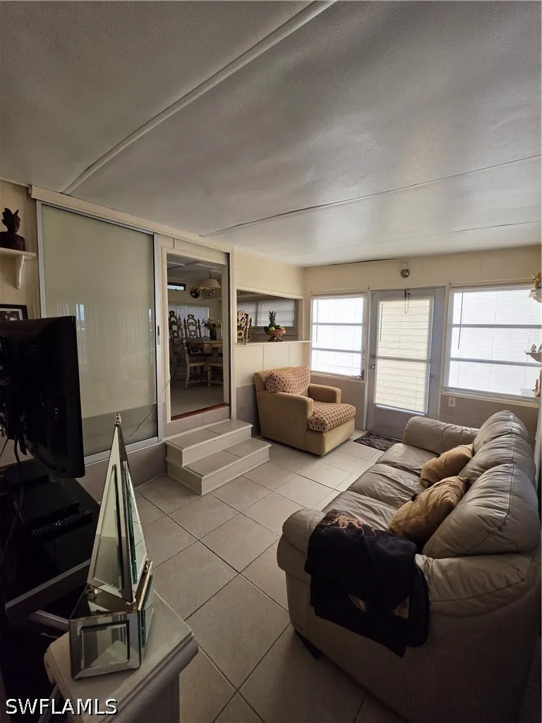 Temple Lane Naples, FL 34114