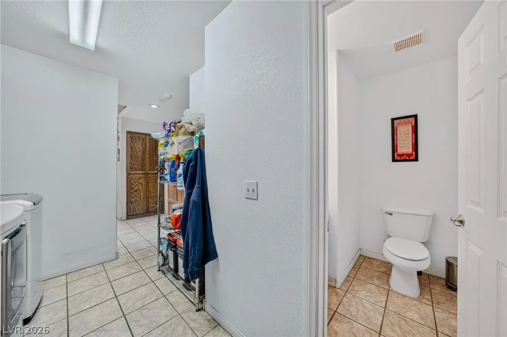 751 Bunarch Road Pahrump, NV 89060