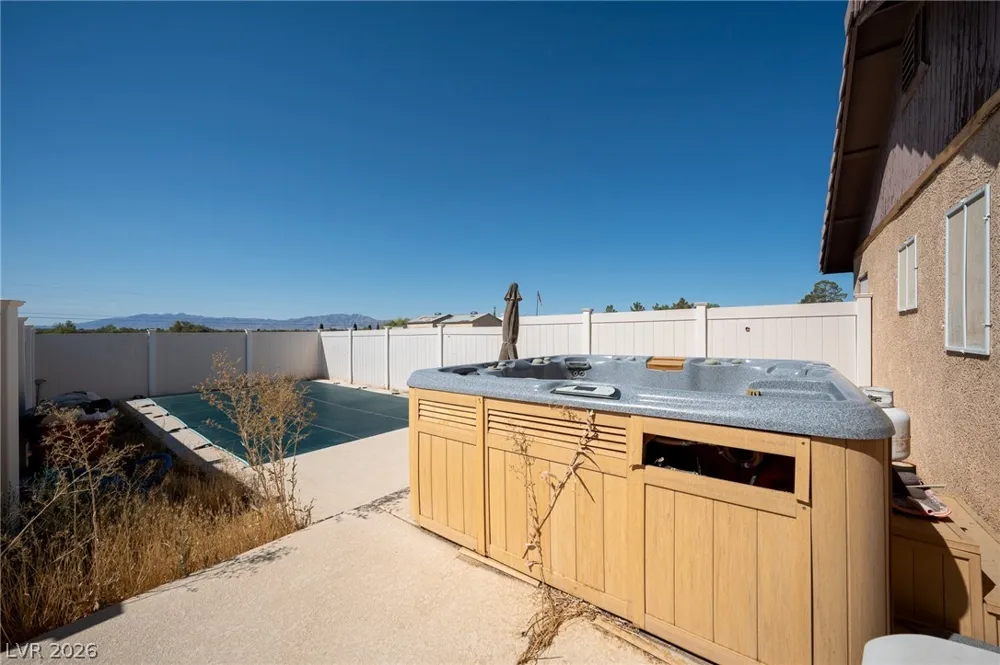 751 Bunarch Road Pahrump, NV 89060