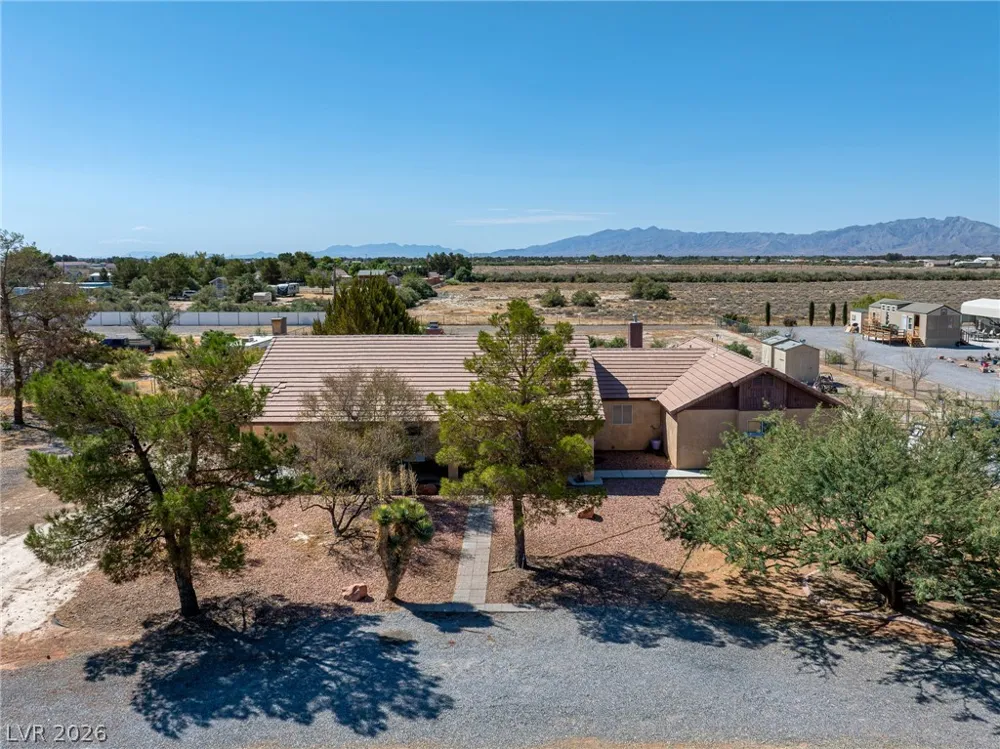 751 Bunarch Road Pahrump, NV 89060
