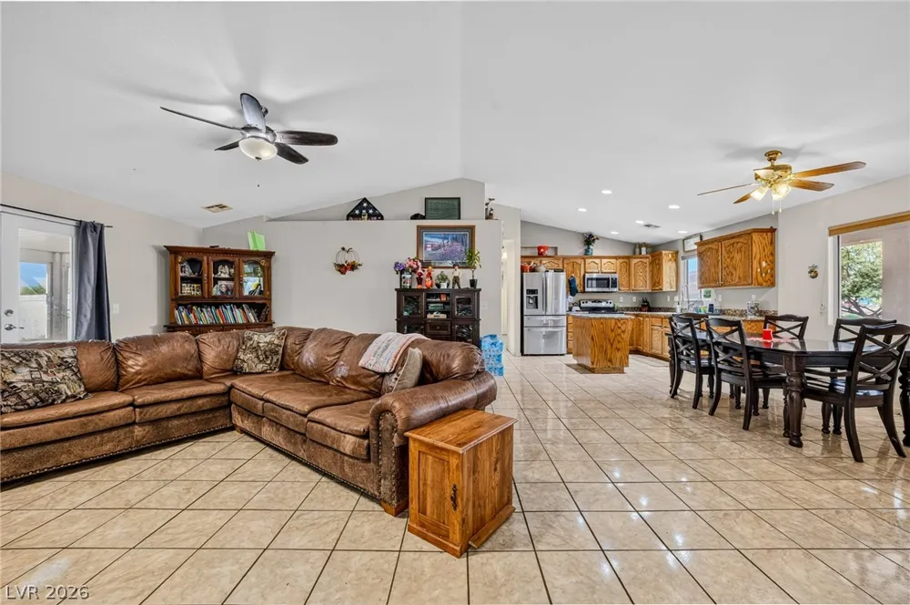 751 Bunarch Road Pahrump, NV 89060