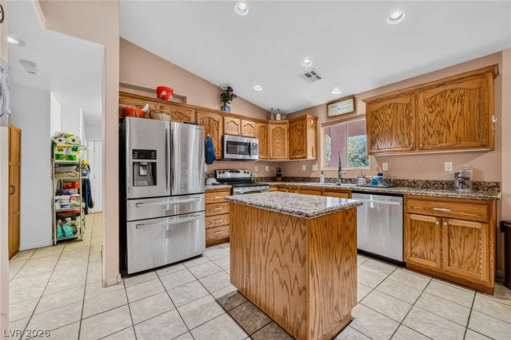 751 Bunarch Road Pahrump, NV 89060