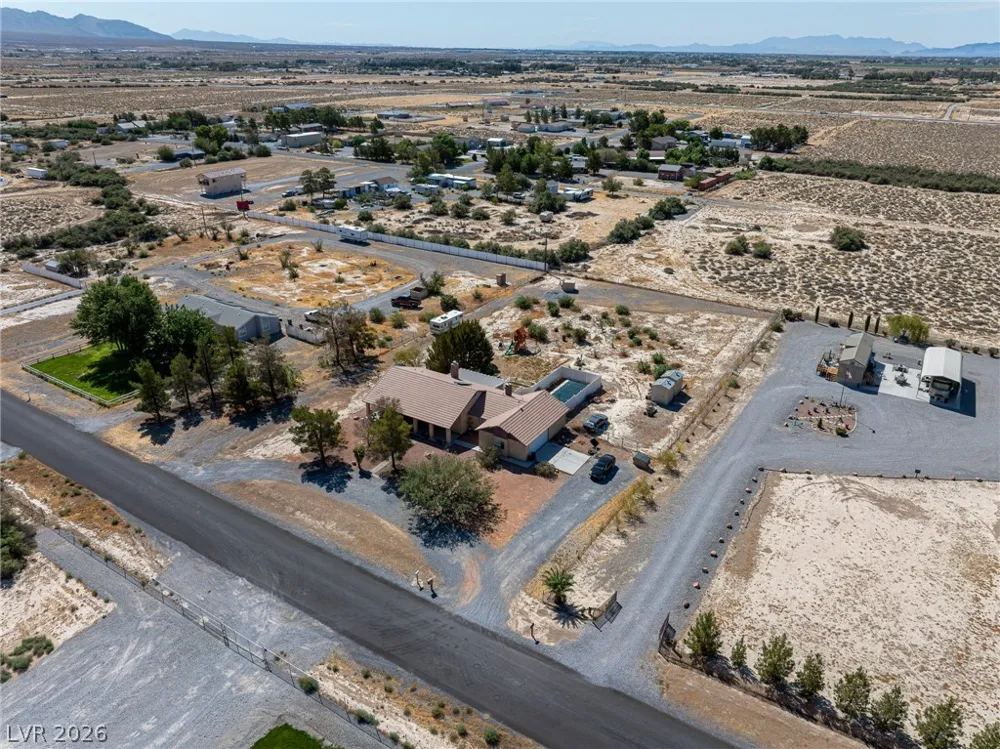 751 Bunarch Road Pahrump, NV 89060