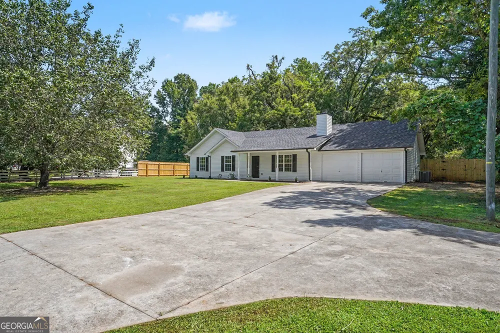 305 Veal RD Covington, GA 30016