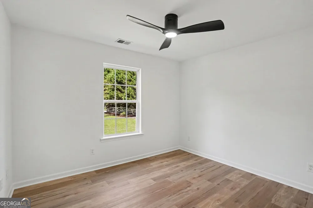 305 Veal RD Covington, GA 30016