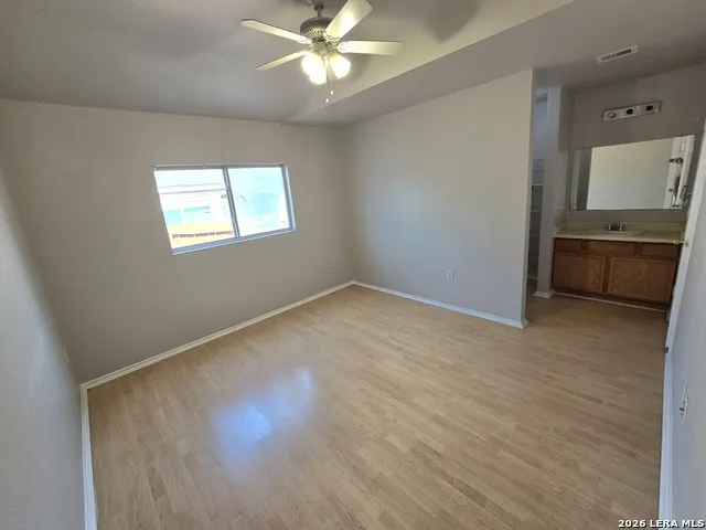 15314 KAMARY LN San Antonio, TX 78247
