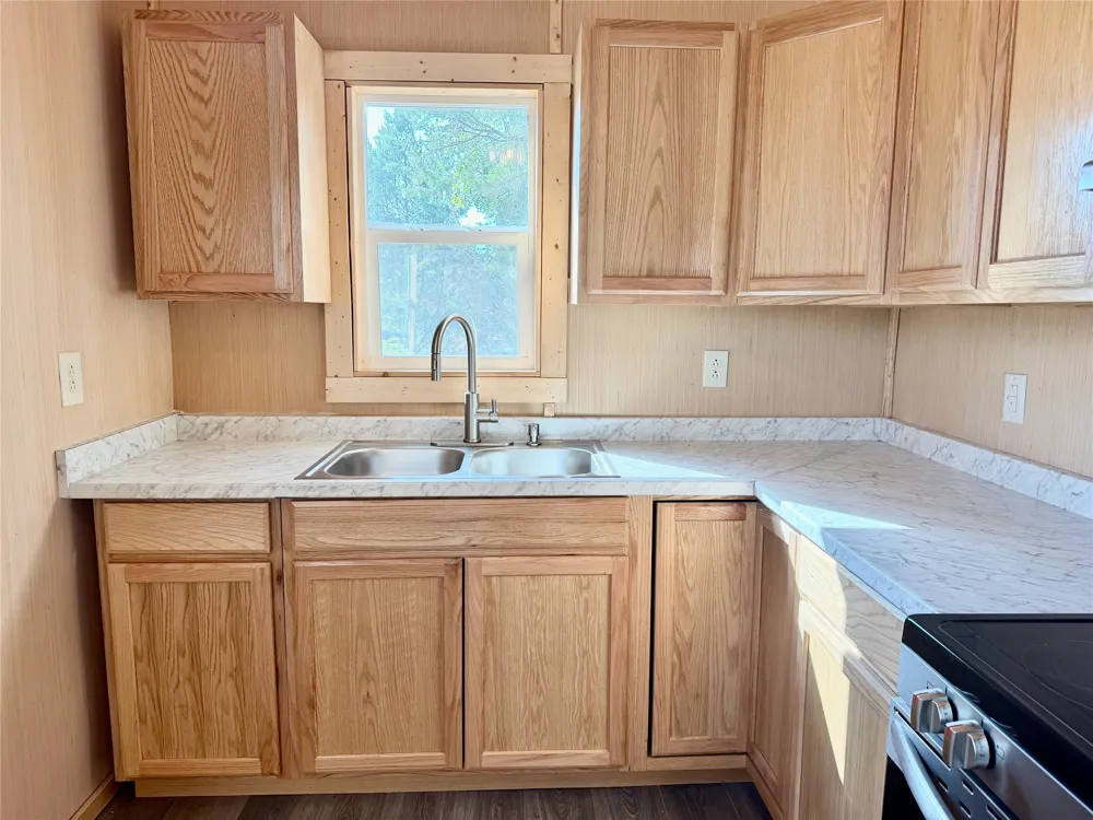 900 Partridge Court Granbury, TX 76049