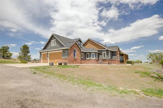 625 Coyote Trail Elizabeth, CO 80107
