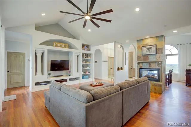 625 Coyote Trail Elizabeth, CO 80107