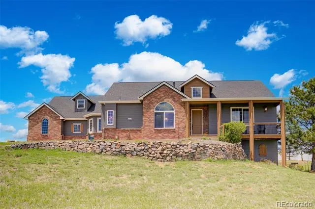 625 Coyote Trail Elizabeth, CO 80107