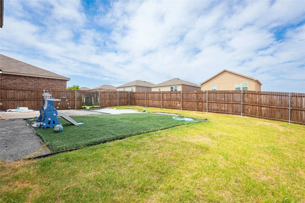 802 Lake Fletcher Road Princeton, TX 75407