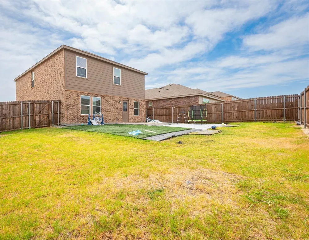 802 Lake Fletcher Road Princeton, TX 75407