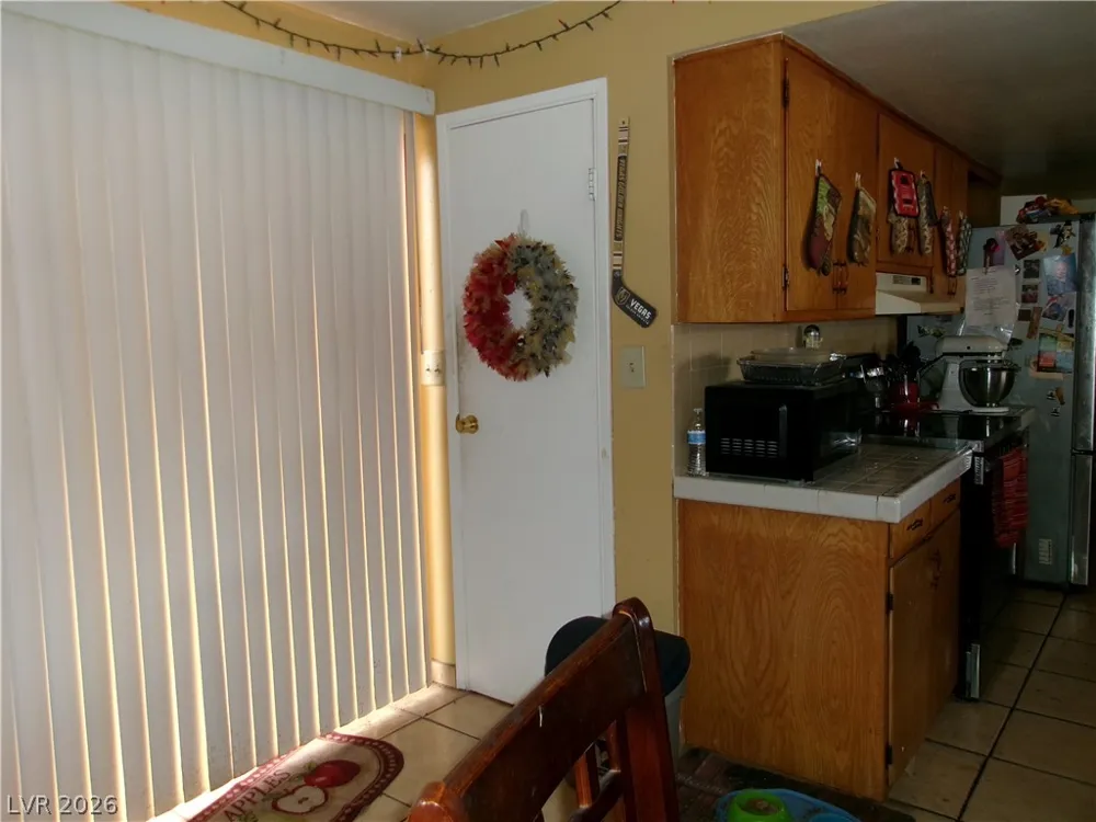 47 E Pacific Avenue Henderson, NV 89015