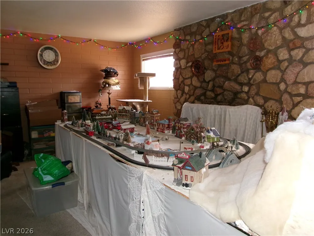 47 E Pacific Avenue Henderson, NV 89015