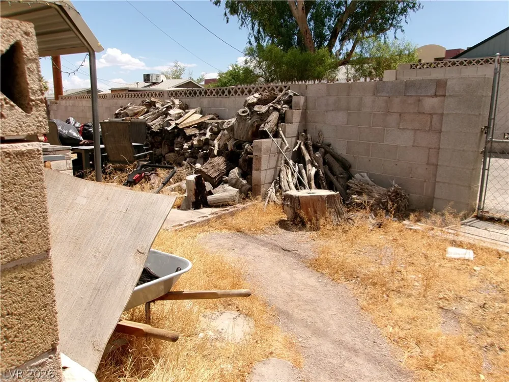 47 E Pacific Avenue Henderson, NV 89015