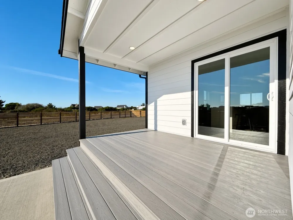 1401 Diamond Head Avenue SW Ocean Shores, WA 98569