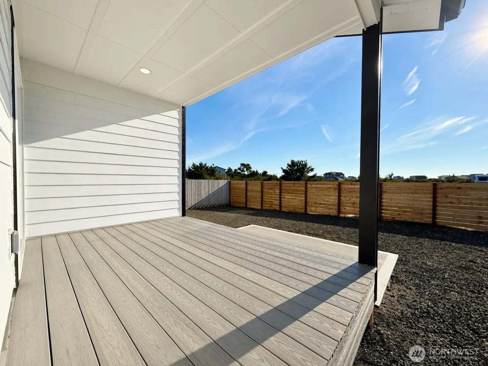 1401 Diamond Head Avenue SW Ocean Shores, WA 98569