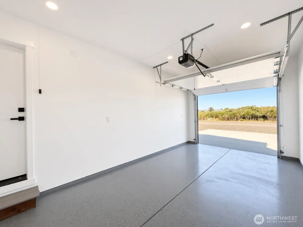 1401 Diamond Head Avenue SW Ocean Shores, WA 98569