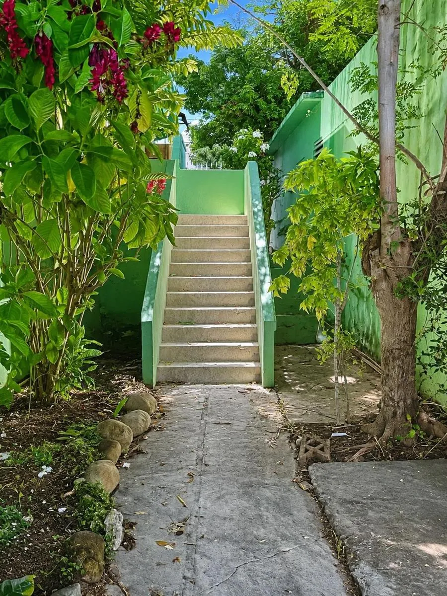 143 VASALLO STREET San Juan, PR 00911