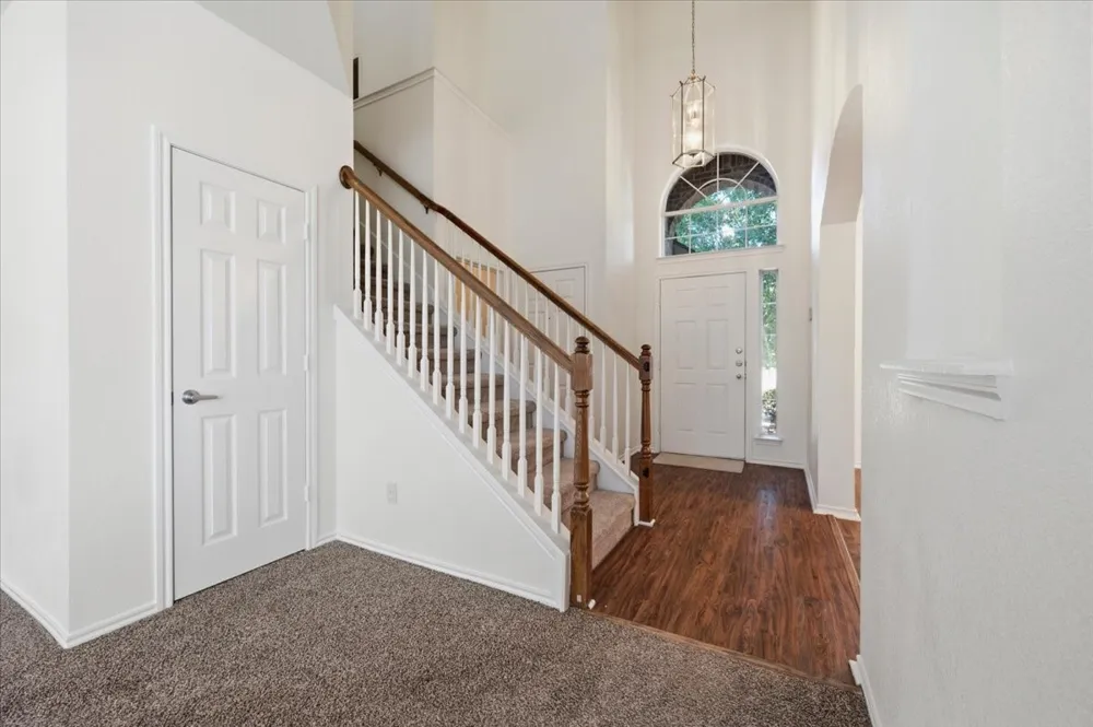 7304 Summit Parc Drive Dallas, TX 75249