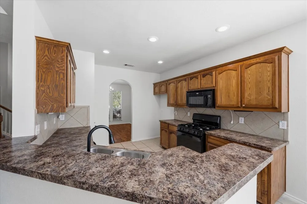 7304 Summit Parc Drive Dallas, TX 75249