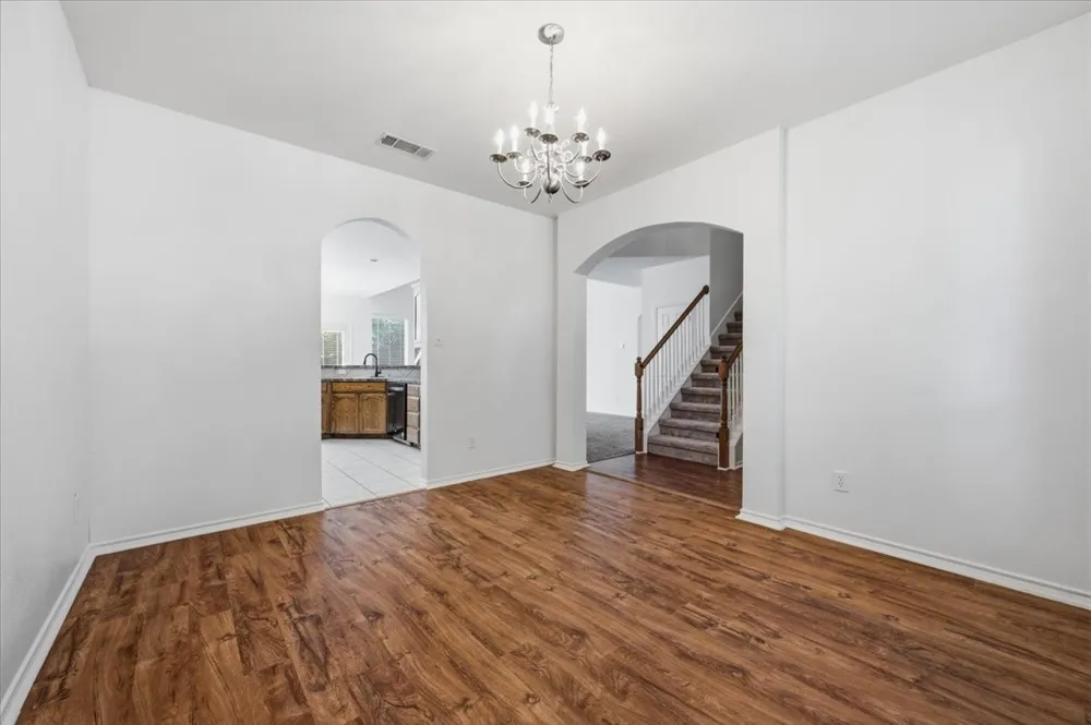 7304 Summit Parc Drive Dallas, TX 75249