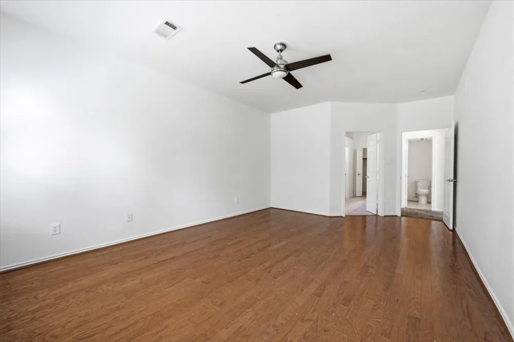 7304 Summit Parc Drive Dallas, TX 75249
