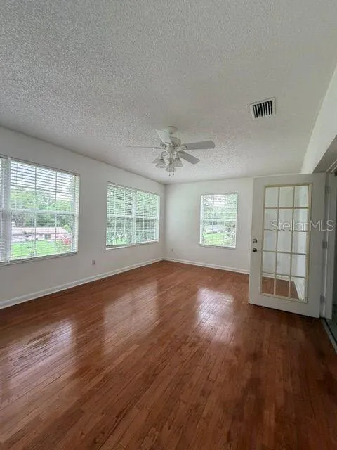 606 SECOND AVENUE Lady Lake, FL 32159