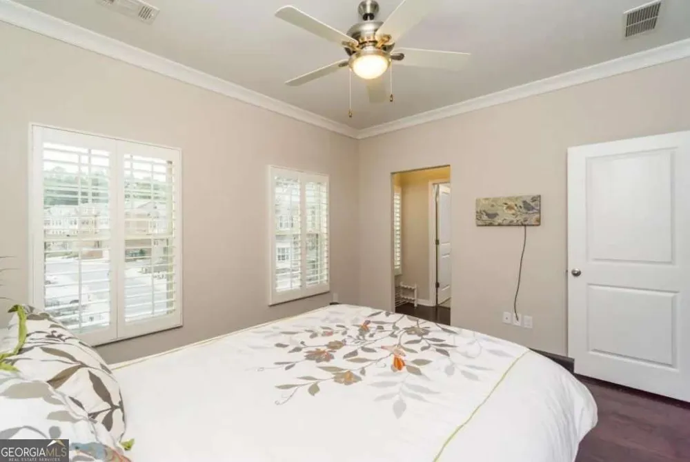 1618 Longmoor LN SE Smyrna, GA 30080