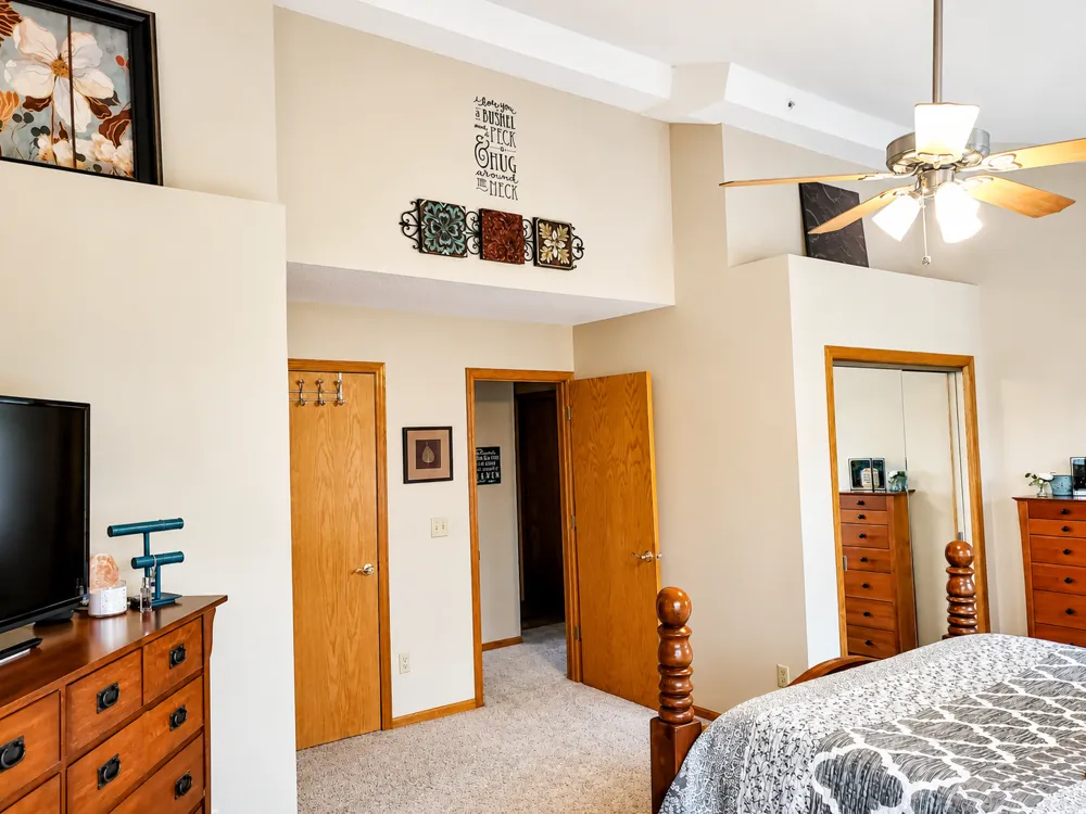 3823 Minnesota Lane Plymouth, MN 55446