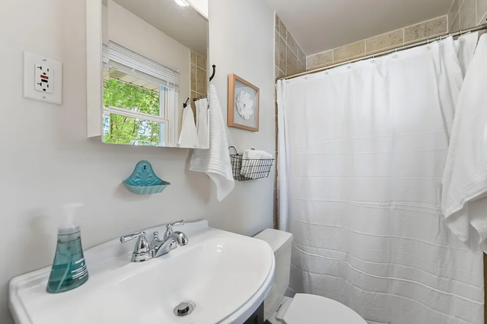 4762 Decatur Avenue New Hope, MN 55428