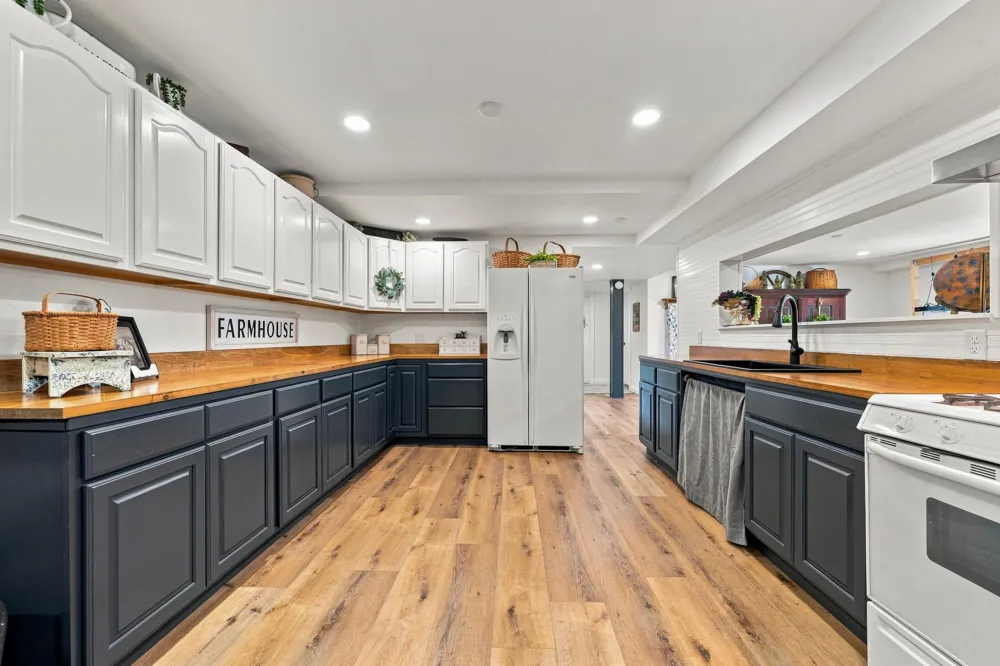 7143 Sunset Strip NW Alexandria, MN 56308