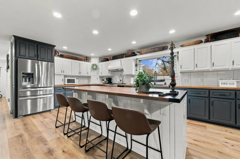7143 Sunset Strip NW Alexandria, MN 56308