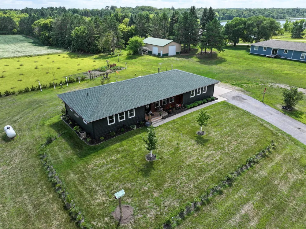 7143 Sunset Strip NW Alexandria, MN 56308