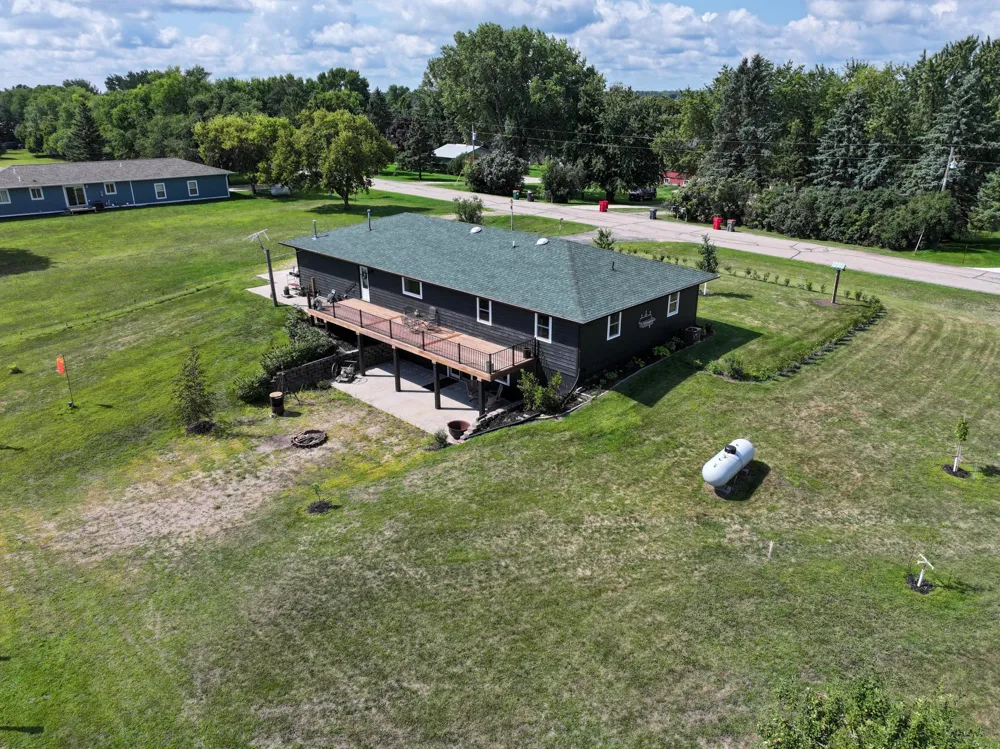 7143 Sunset Strip NW Alexandria, MN 56308